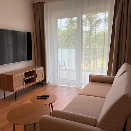 Polanowscy Czesc Uzdrowiskowa Przy Ul Kollataja Parking W Cenie * Kołobrzeg