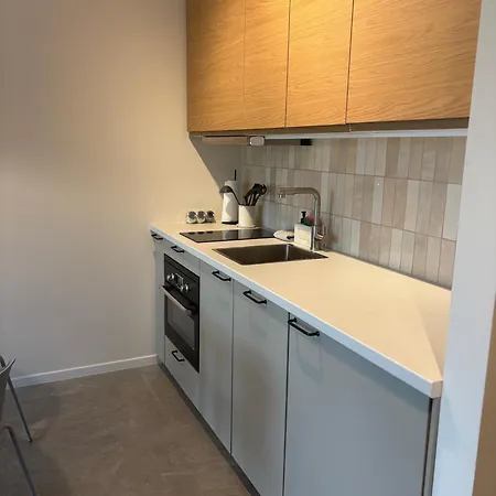 Polanowscy Czesc Uzdrowiskowa Przy Ul Kollataja Parking W Cenie * Kołobrzeg